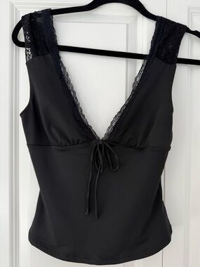 Black Lace-Trim V-Neck Sleep Tank